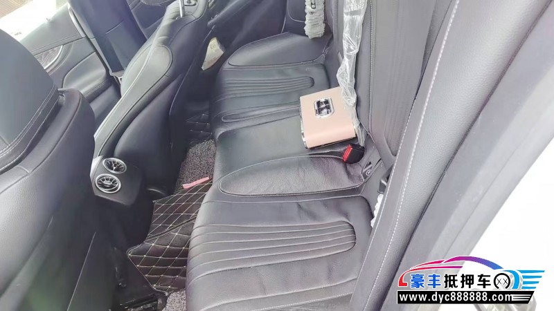 21年奔驰CLS轿车抵押车出售