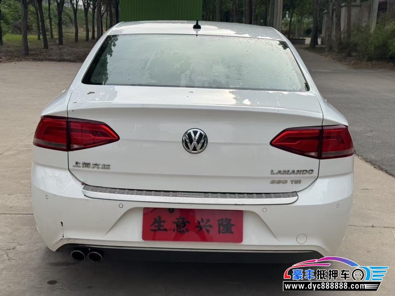 16年大众凌渡轿车抵押车出售