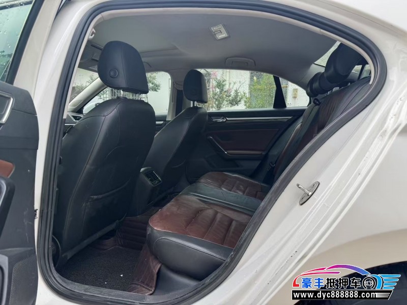 16年大众凌渡轿车抵押车出售