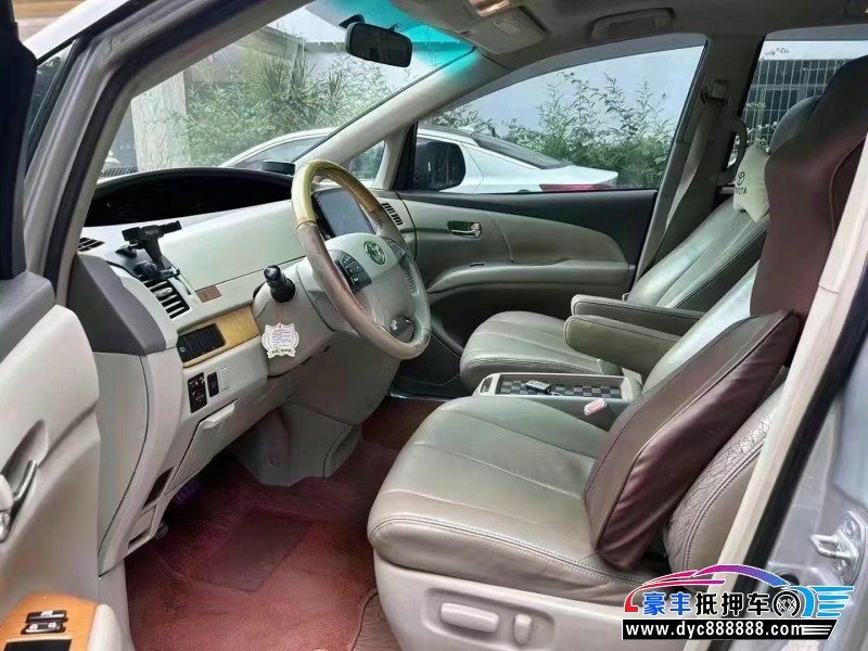 07年丰田普瑞维亚轿车抵押车出售