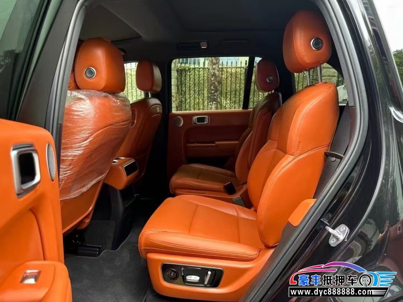 25年理想L8轿车抵押车出售