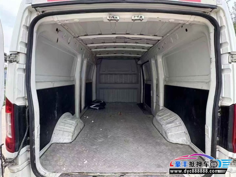 23年东风御风轿车抵押车出售