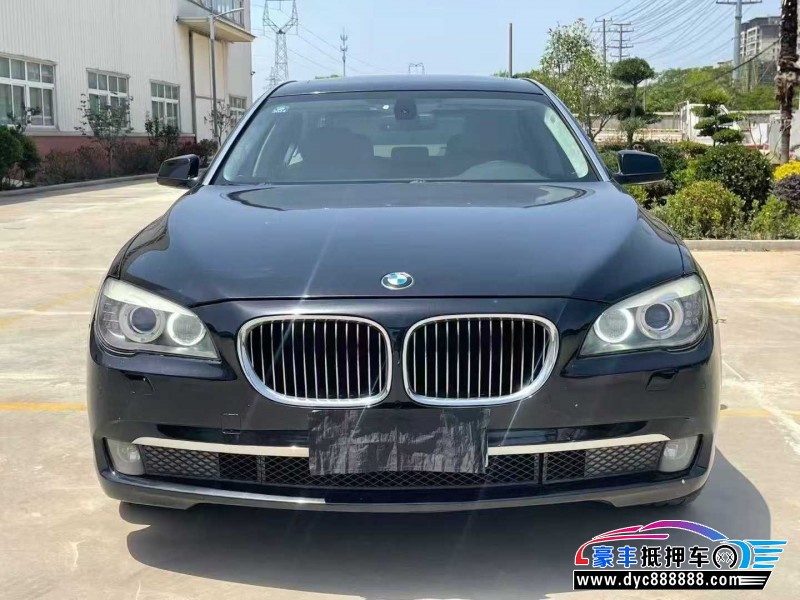 13年宝马7系轿车抵押车出售