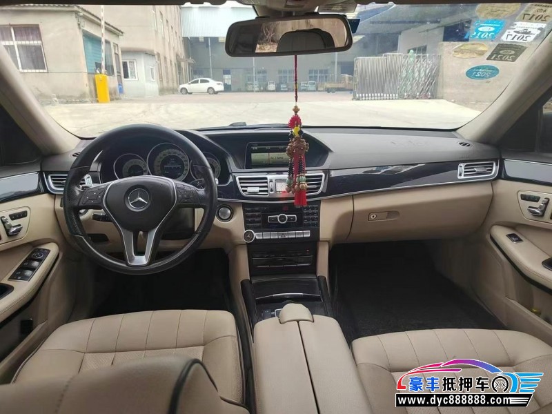15年奔驰E轿车抵押车出售