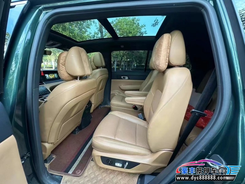 21年理想ONE轿车抵押车出售