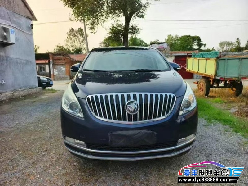 12年别克GL8轿车抵押车出售