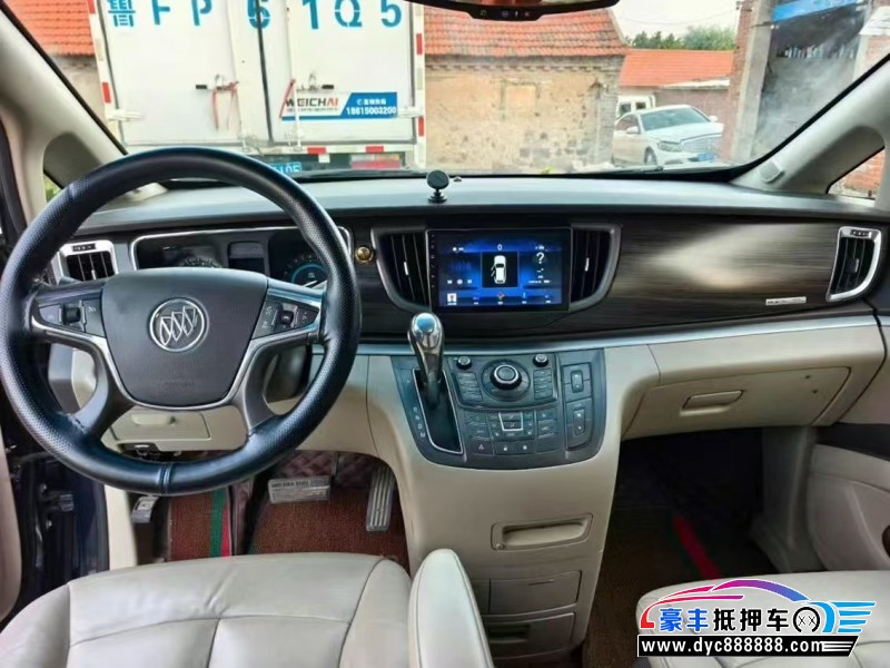 12年别克GL8轿车抵押车出售