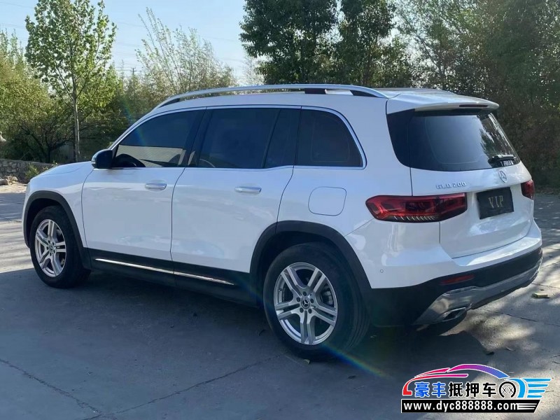 22年奔驰GLB轿车抵押车出售