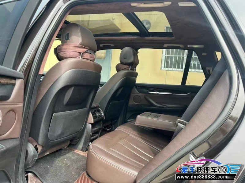 16年宝马X5轿车抵押车出售