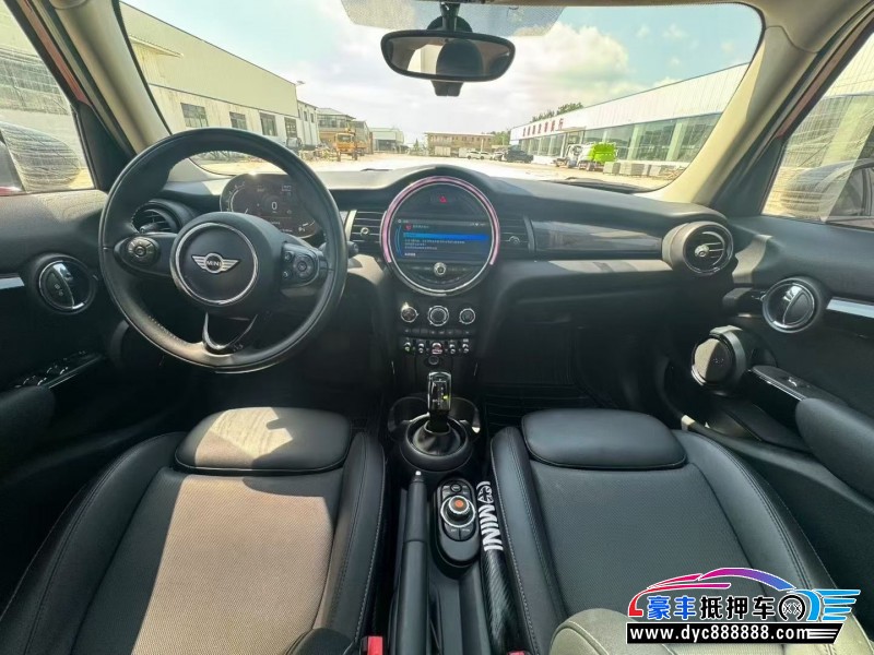 21年宝马MINI轿车抵押车出售