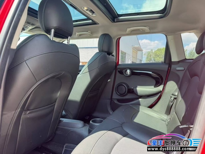 21年宝马MINI轿车抵押车出售