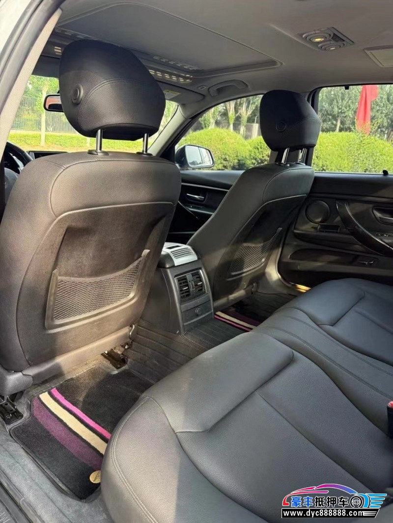 17年宝马3系轿车抵押车出售