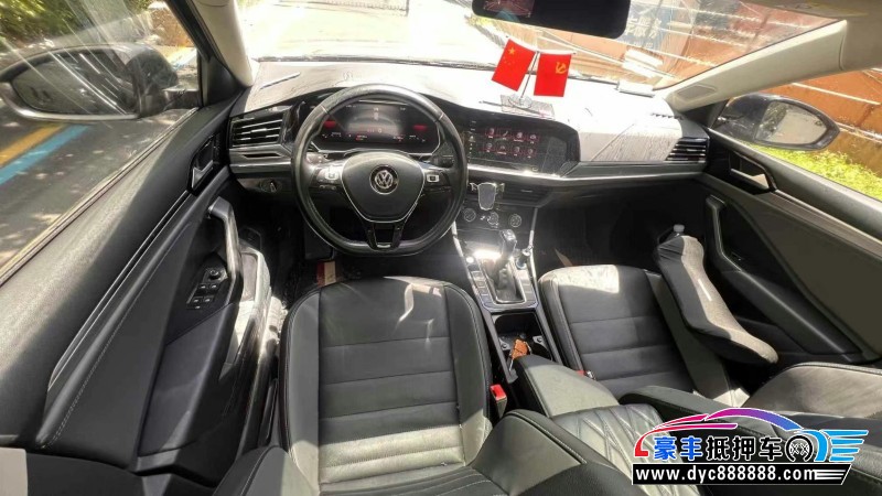 21年大众速腾轿车抵押车出售