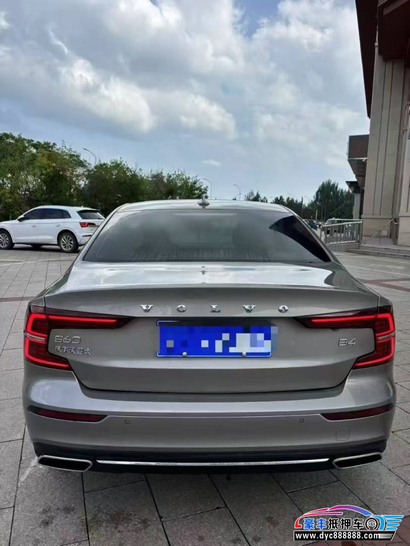 22年沃尔沃S60轿车抵押车出售