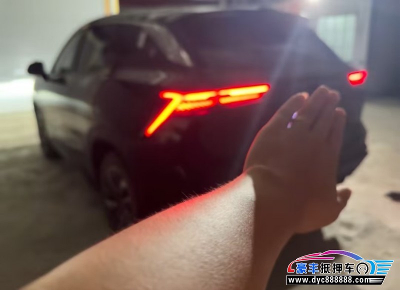 22年捷途大圣轿车抵押车出售