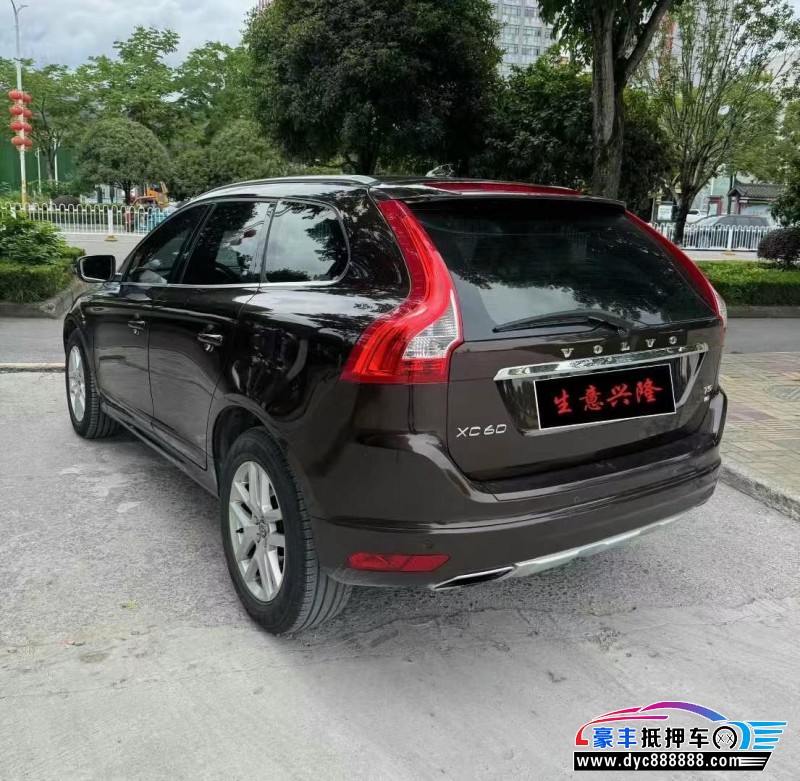 17年沃尔沃XC60轿车抵押车出售