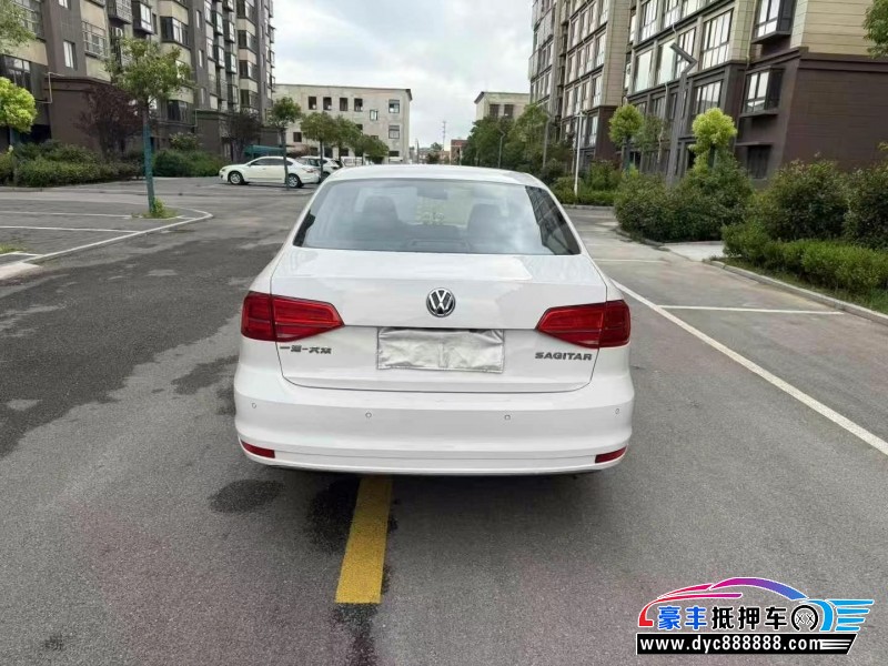 16年大众速腾轿车抵押车出售