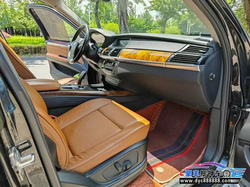 10年宝马X5轿车抵押车出售