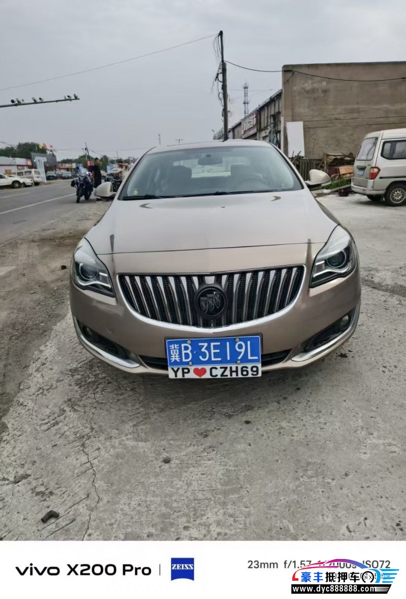 17年别克君威轿车抵押车出售