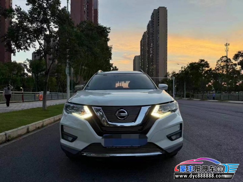 21年日产奇骏轿车抵押车出售