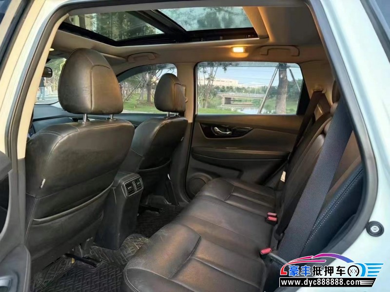 21年日产奇骏轿车抵押车出售