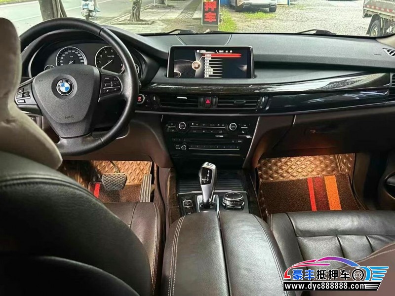 16年宝马X5轿车抵押车出售