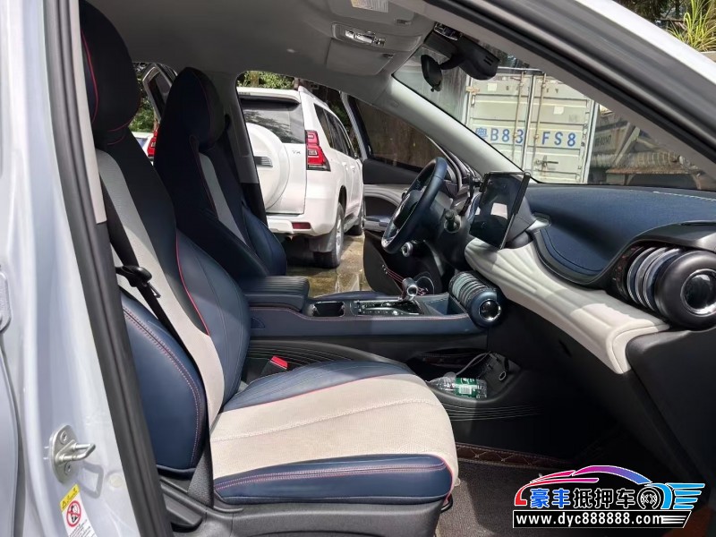 22年比亚迪元轿车抵押车出售