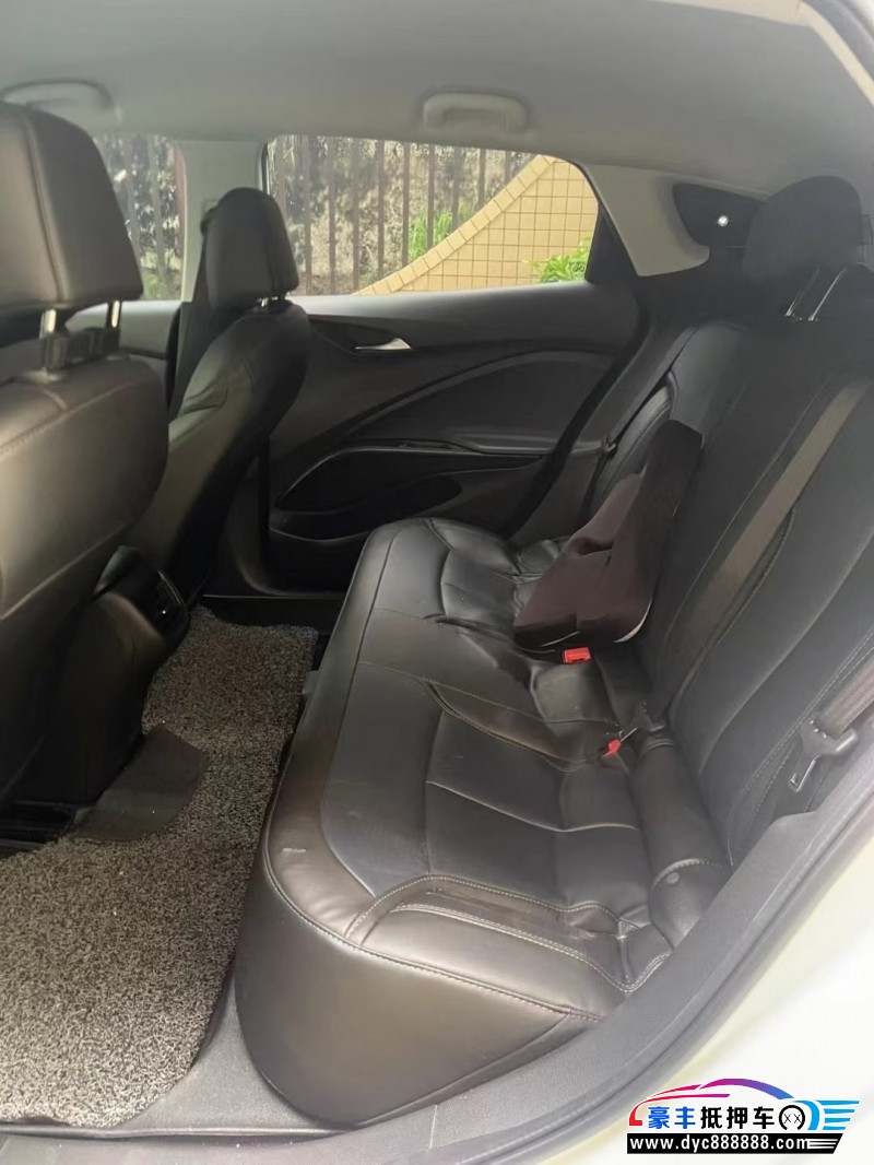 23年别克微蓝轿车抵押车出售