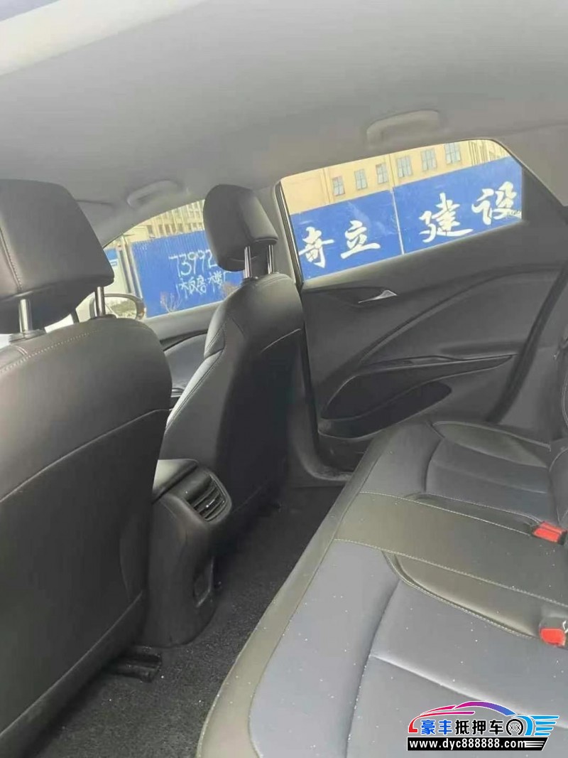 23年别克微蓝轿车抵押车出售