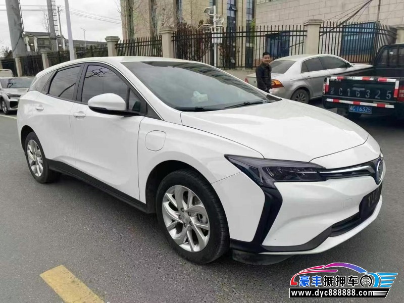 23年别克微蓝轿车抵押车出售