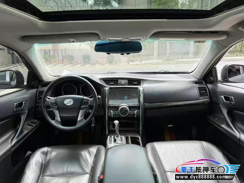 15年丰田锐志轿车抵押车出售