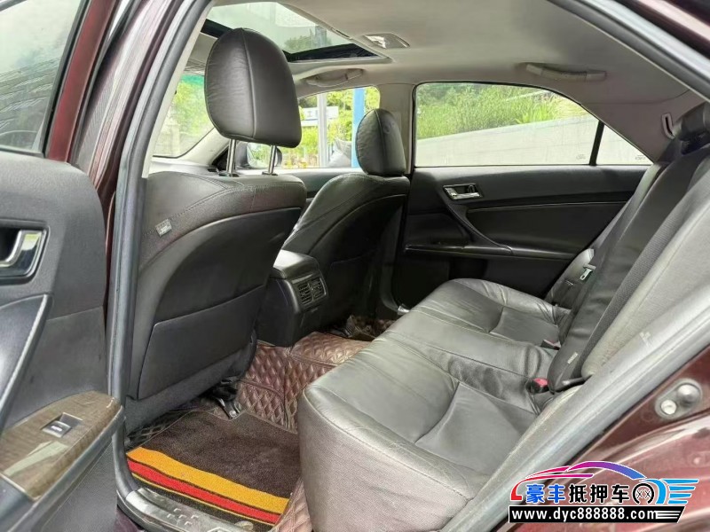 15年丰田锐志轿车抵押车出售