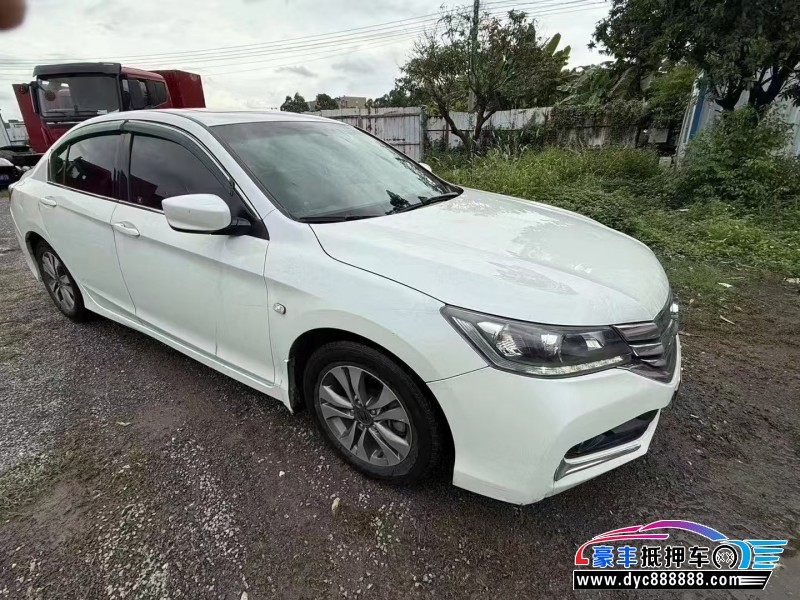 15年本田雅阁轿车抵押车出售