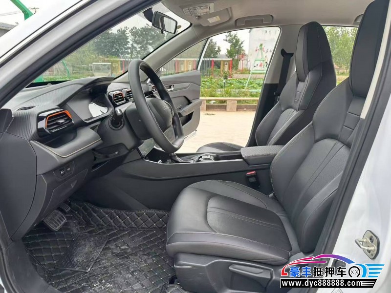 24年东风风神奕炫轿车抵押车出售