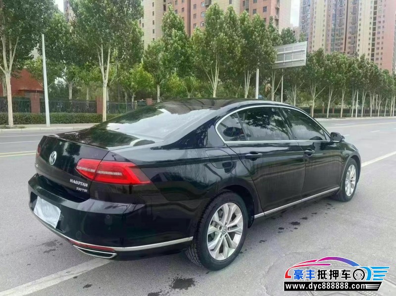 17年大众迈腾轿车抵押车出售