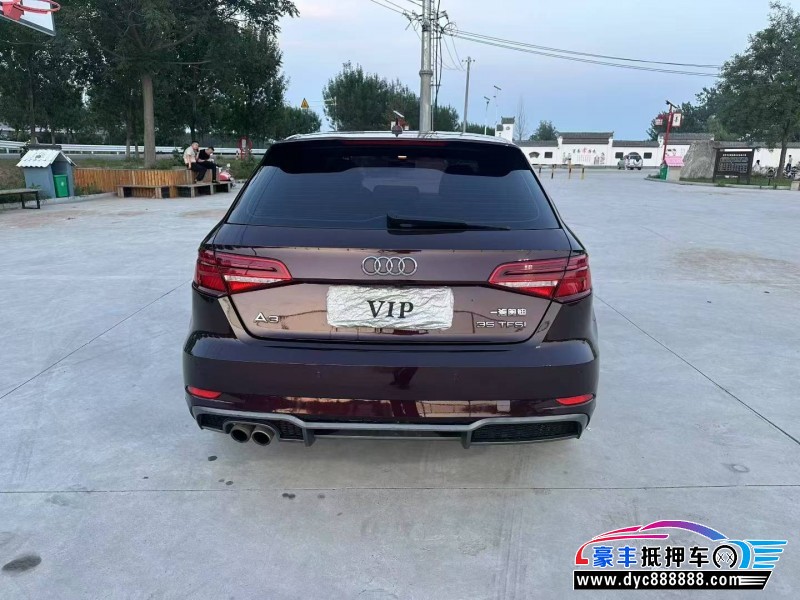 19年奥迪A3轿车抵押车出售