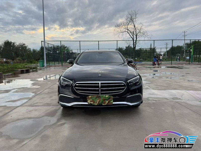 22年奔驰E轿车抵押车出售