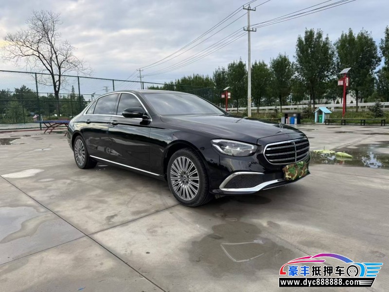 22年奔驰E轿车抵押车出售