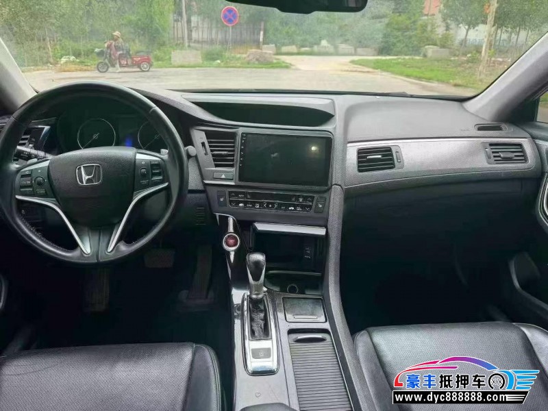 15年本田思铂睿轿车抵押车出售