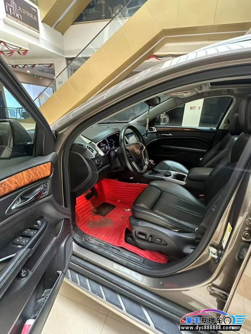 16年凯迪拉克SRX轿车抵押车出售