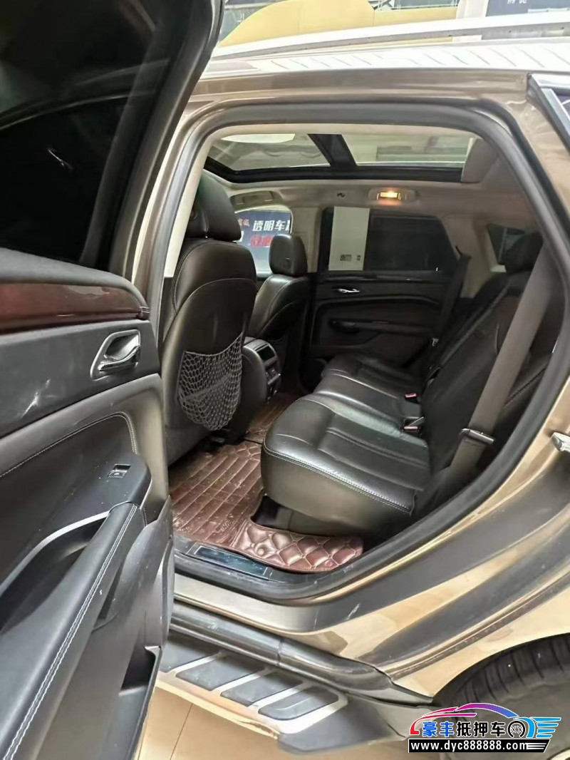 16年凯迪拉克SRX轿车抵押车出售