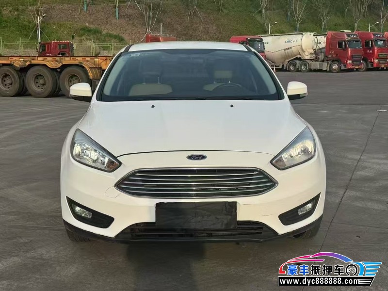 抵押车出售17年福特福克斯轿车