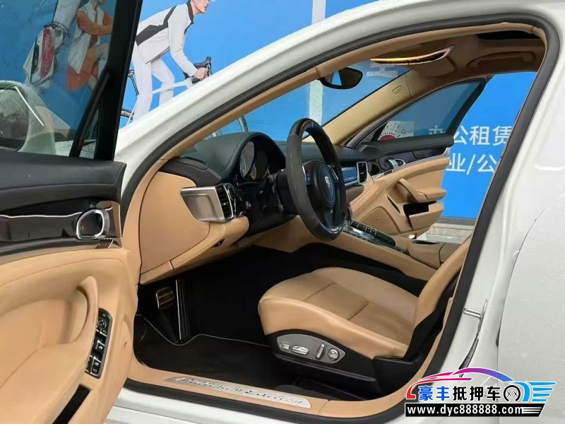 13年保时捷帕纳梅拉轿车抵押车出售