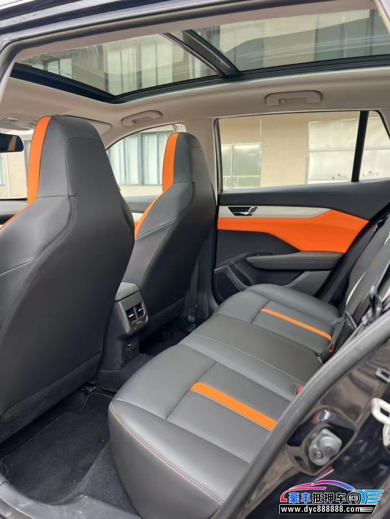 24年东风风神奕炫轿车抵押车出售