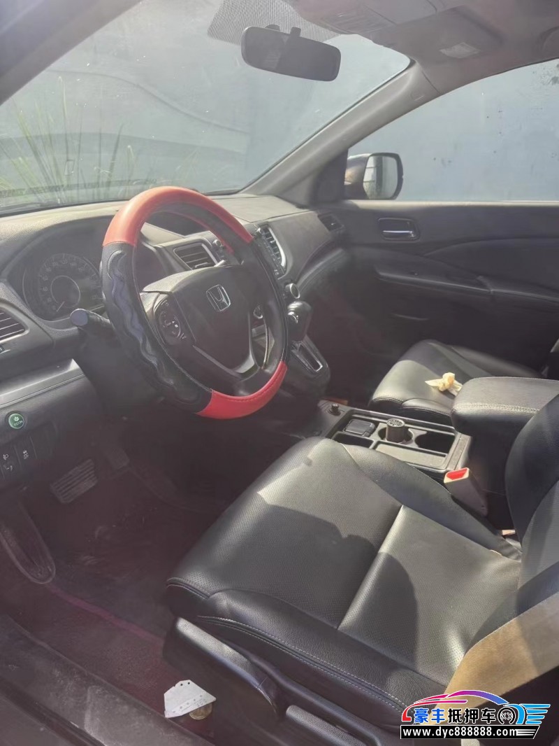 15年本田CR-V轿车抵押车出售