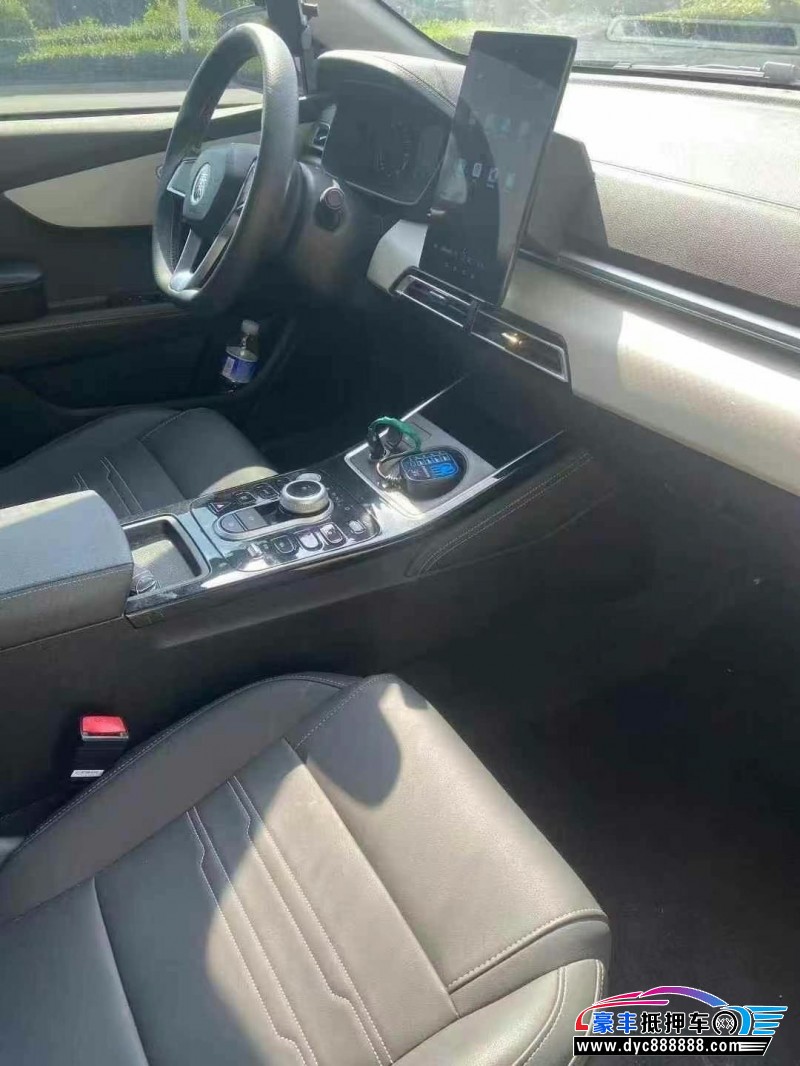 23年比亚迪秦轿车抵押车出售