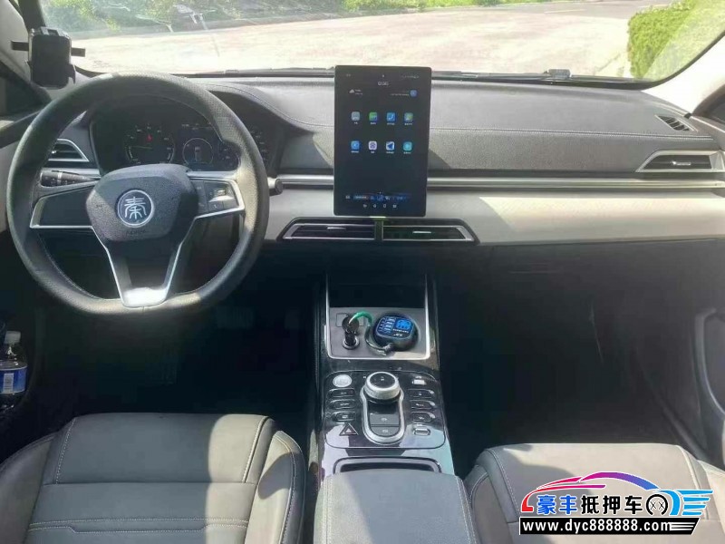 23年比亚迪秦轿车抵押车出售