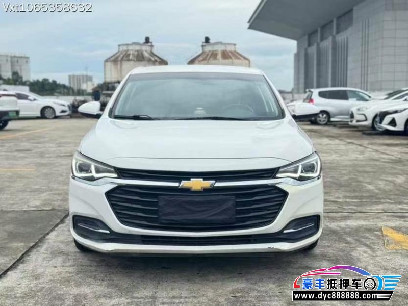 抵押车出售20年雪佛兰科鲁泽轿车