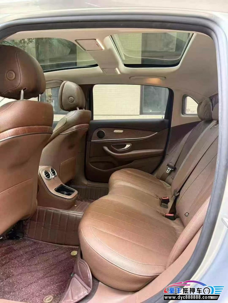 21年奔驰E轿车抵押车出售