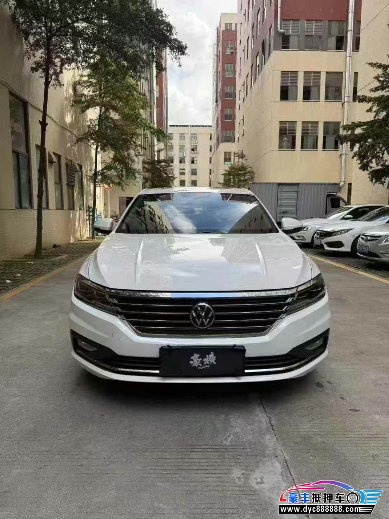 22年大众朗逸轿车抵押车出售